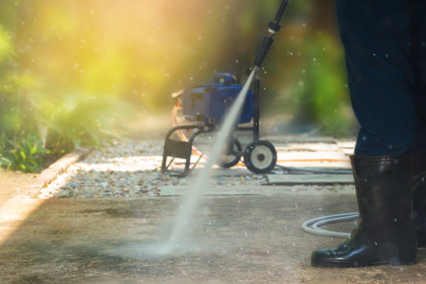 Best Solar Panel Cleaning  in Una, WA